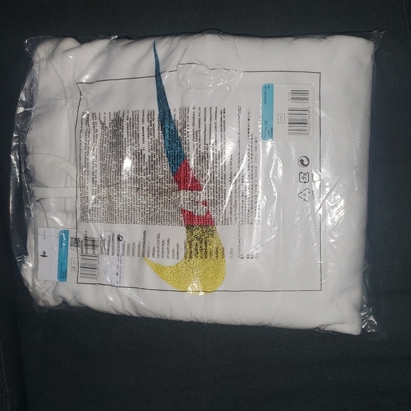 New w/Tags Nike High Color Swoop Hoodie Sweater Multiple Sizes White - Picture 2 of 3